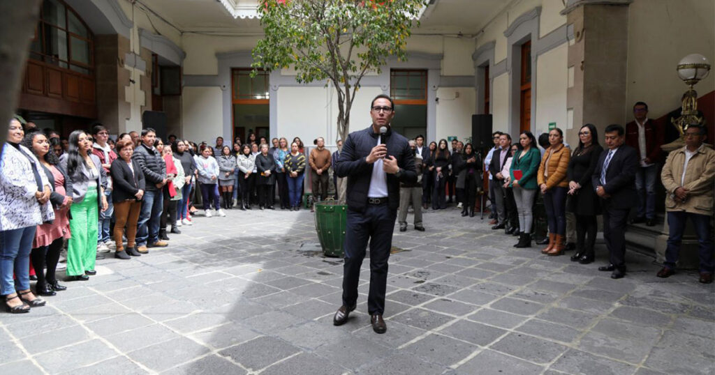 Presidente de Pachuca, Jorge Reyes se reúne con trabajadores del Ayuntamiento