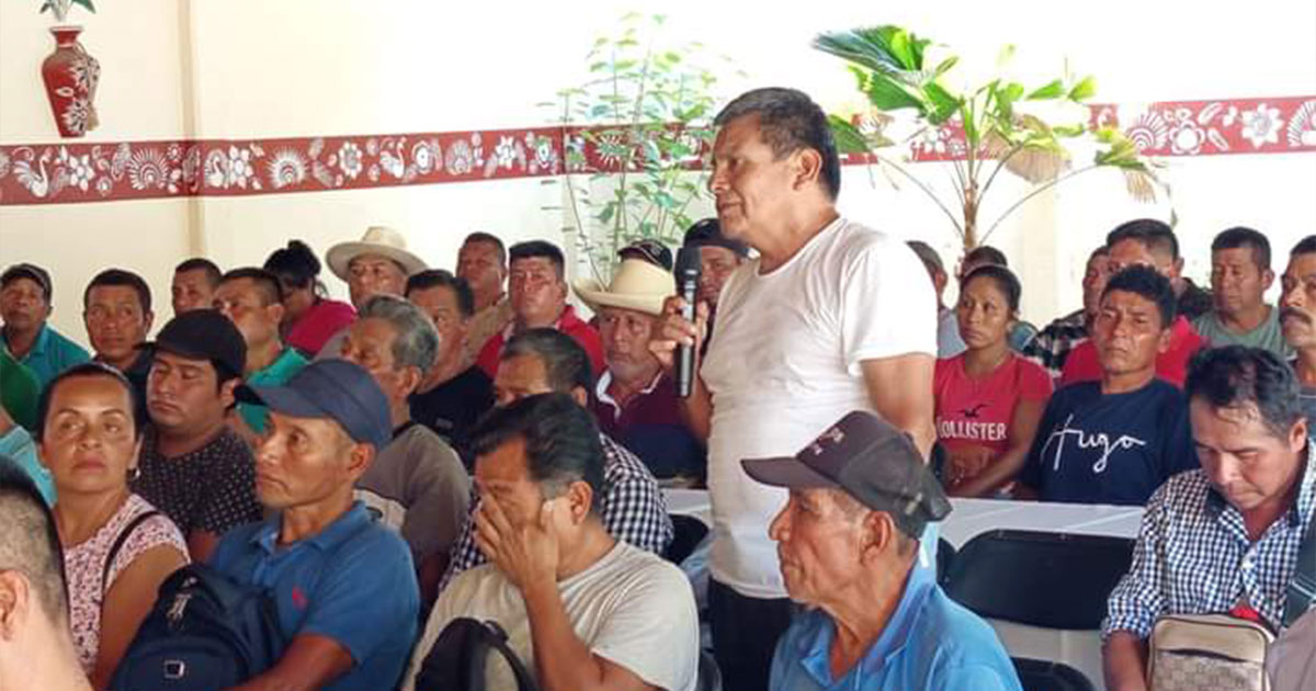 Alcalde se reúne con delegados de colonias y comunidades