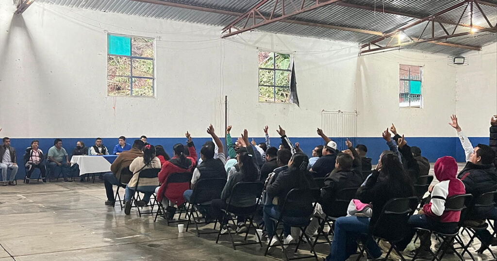 Se lleva a cabo toma de protesta del nuevo dirigente del CDM del PAN en Tlanchinol