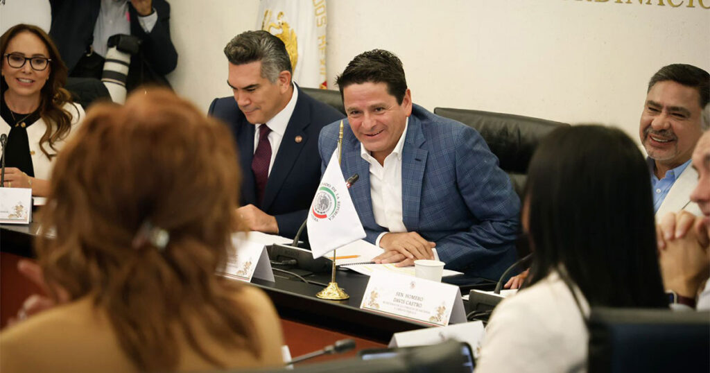 Cuauhtémoc Ochoa presenta plan de trabajo de la Comisión de Hacienda