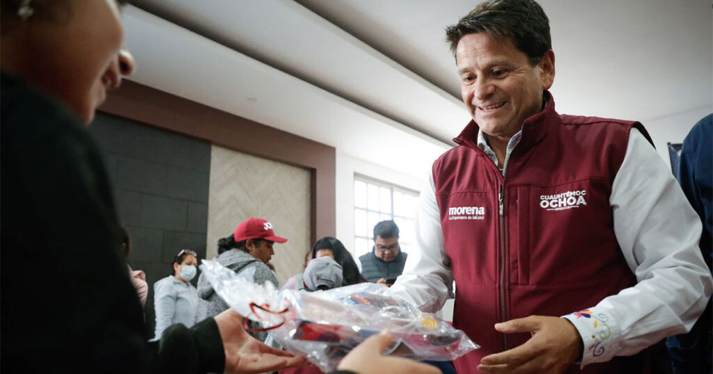 Cuauhtémoc Ochoa regala sonrisas en Tlapacoya