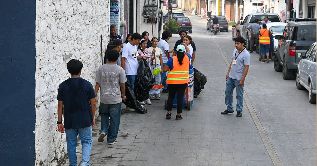 Orizatlán conmemoró el Día Mundial del Medio Ambiente con jornada de limpieza y reforestación