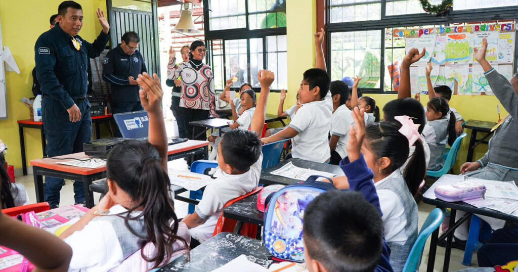 Fortalecen red de apoyo en favor de niños, niñas y adolescentes en Huejutla