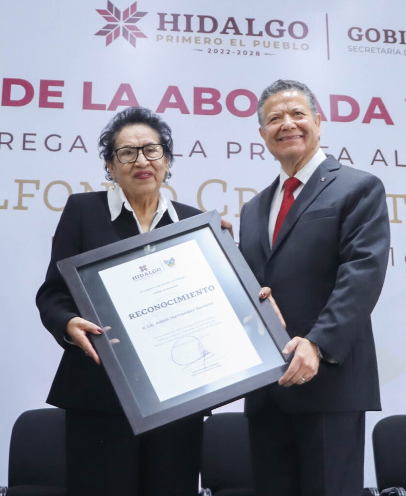 Convoca el gobernador Menchaca a las y los abogados,para que se sumen a la tarea social