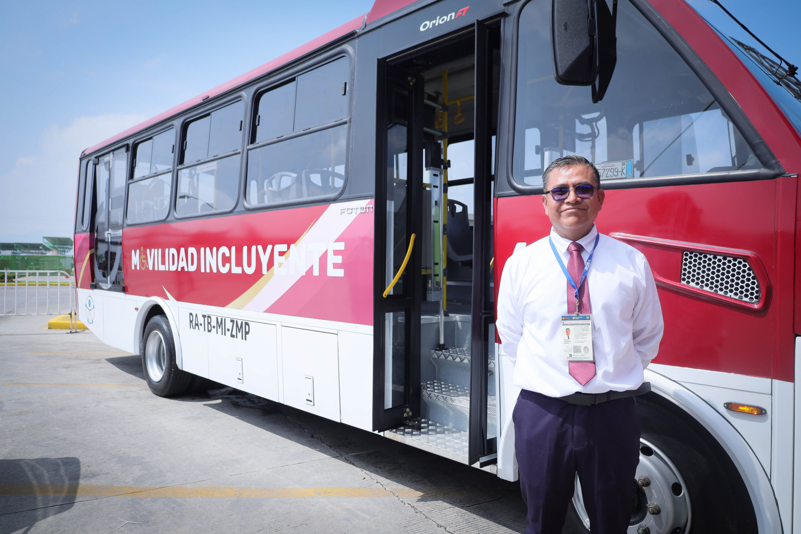 Julio Menchaca inicia modernización del Tuzobús; se da respuesta a demanda ciudadana