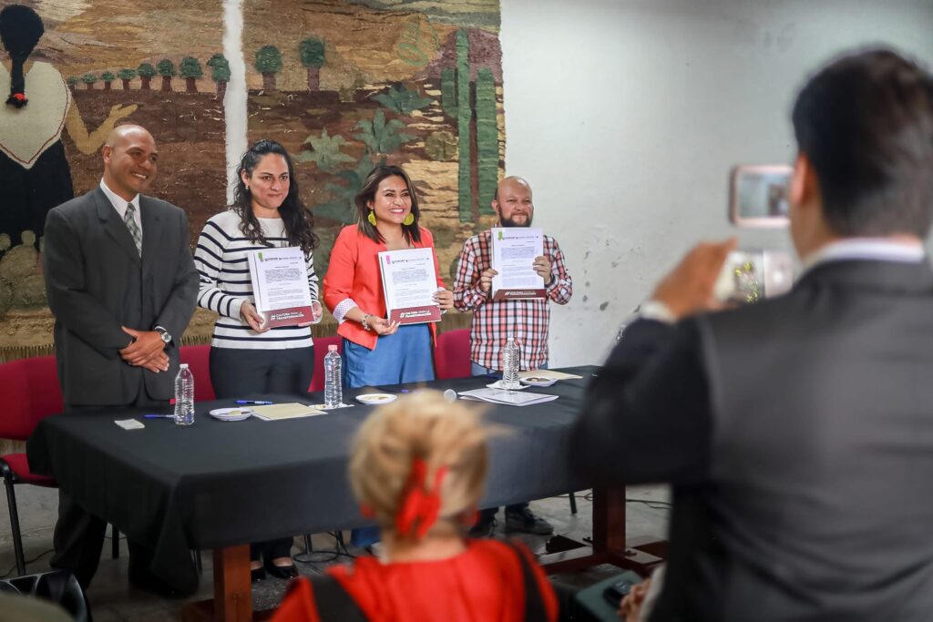 Firman convenio para profesionalizar al sector artístico y cultural en Hidalgo