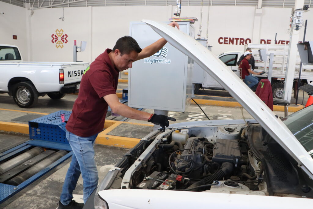 Continúa el 60% de descuento en la verificación vehicular