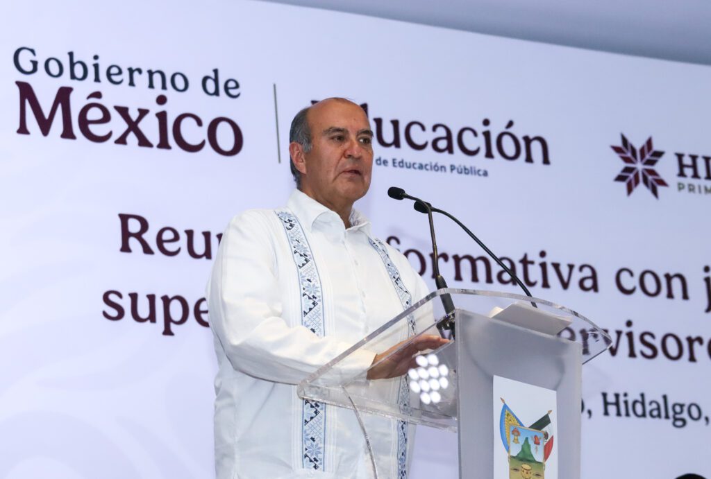 Mario Delgado supervisa avances educativos en Hidalgo previo al arranque del ciclo escolar 2025-2026