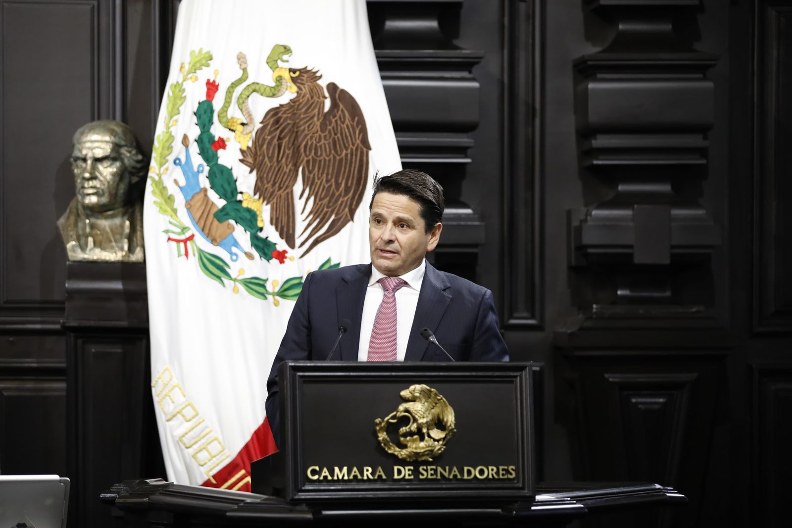 Ratifican embajadores de México en Italia e Indonesia