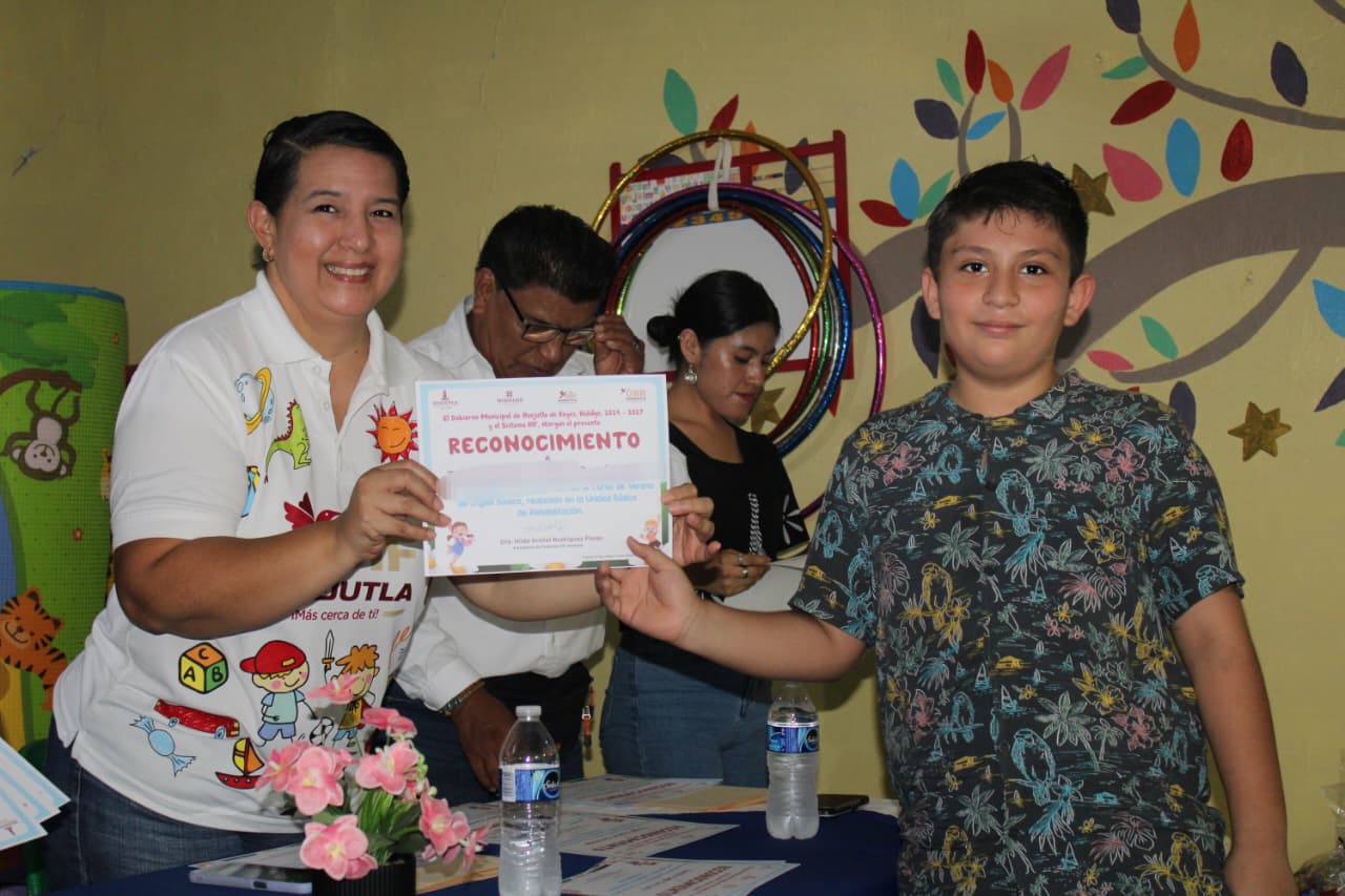 DIF Huejutla fortalece el aprendizaje de idiomas en la infancia