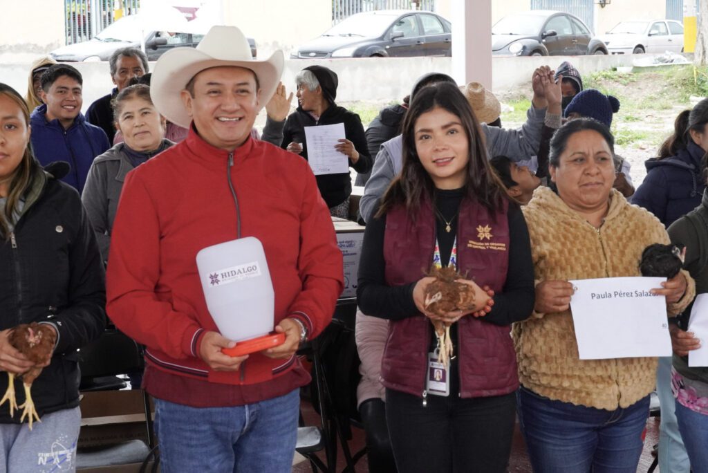 Gobierno de Hidalgo impulsa seguridad alimentaria con entrega de apoyos