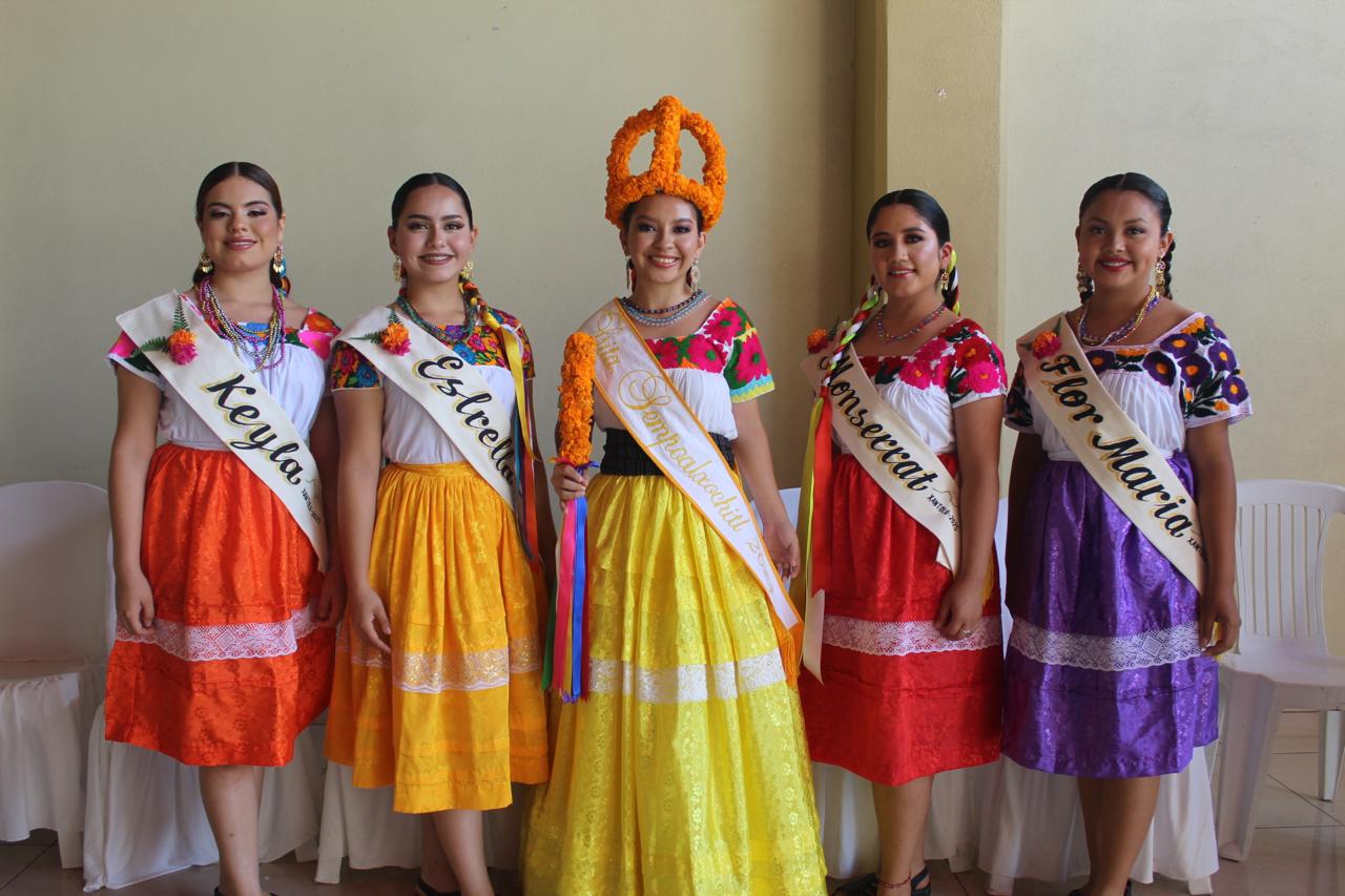 Presentan a las participantes del certamen “señorita cempoalxochitl Tehuetlán 2025”