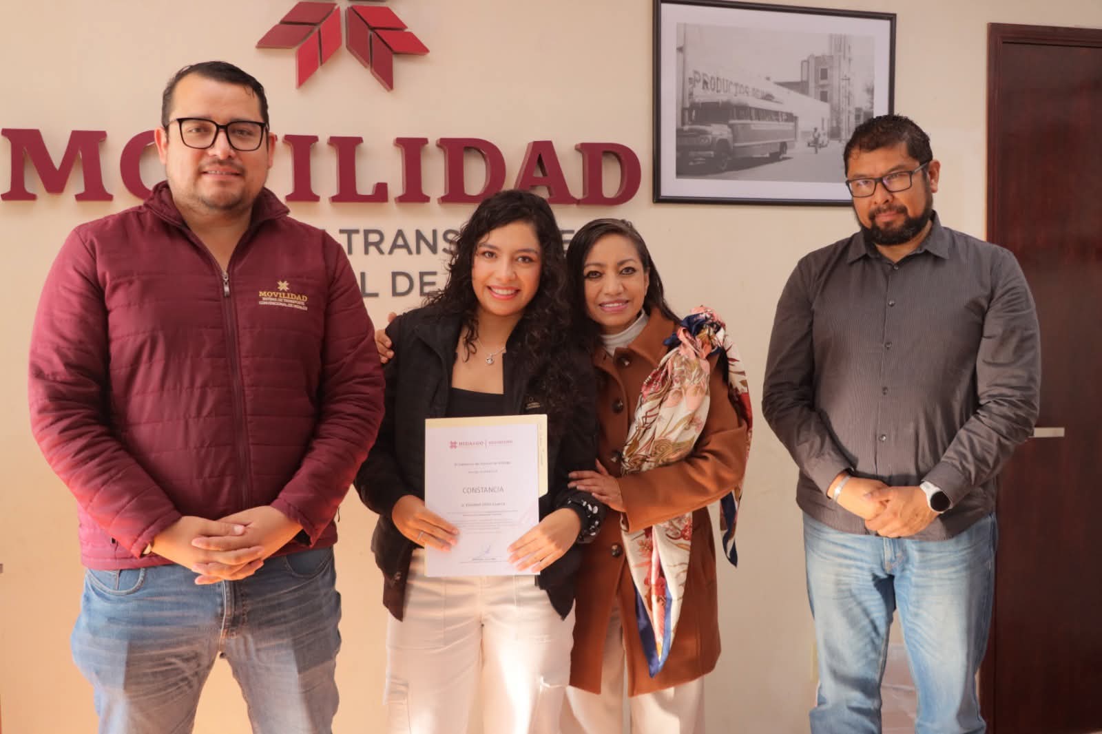Entregan constancias del curso “Educación Vial y Manejo Defensivo” a personal de la Semot y STCH