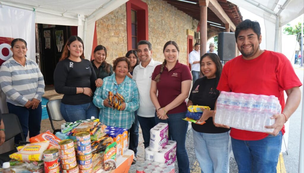 Huejutlenses se solidarizaron con familias afectadas por Priscilla 