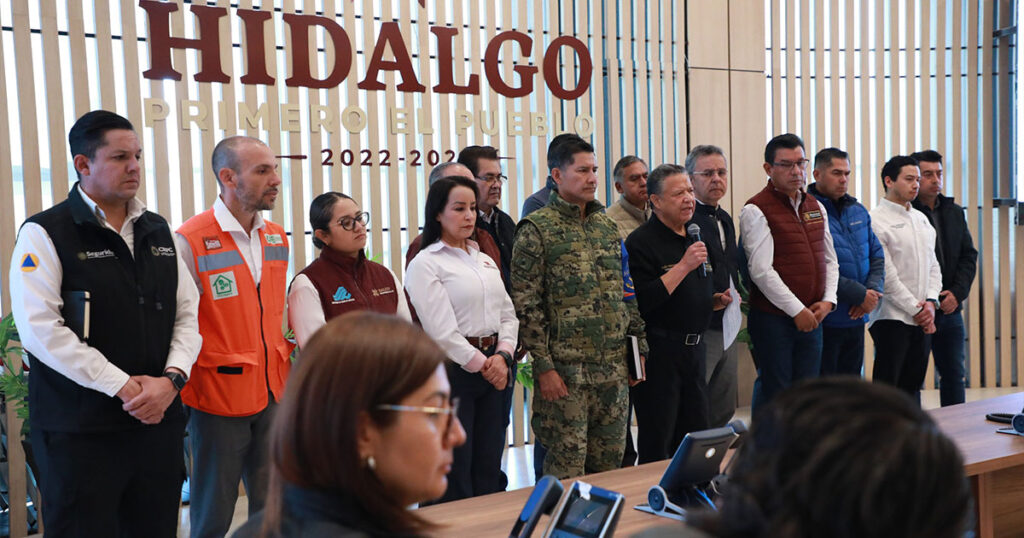 Menchaca reporta reducción de municipios prioritarios y avances en la rehabilitación de caminos
