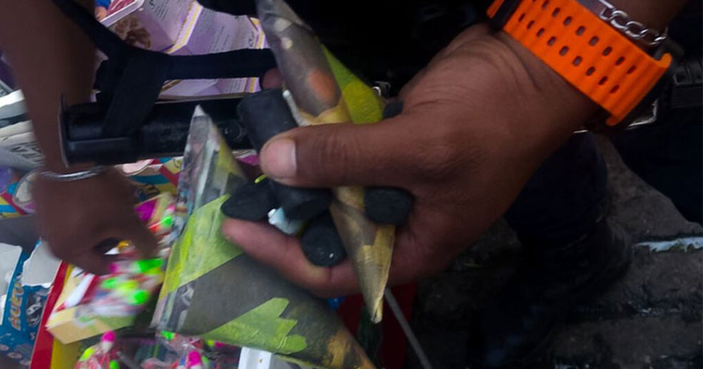 Implementan Operativo Pirotecnia en el Mercado 1ro de Mayo