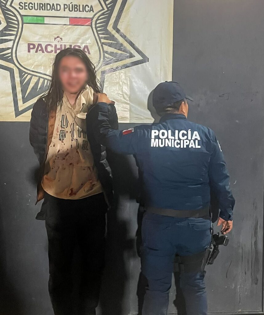 Detienen a presunto responsable de robo con violencia a tienda de conveniencia en Pachuca