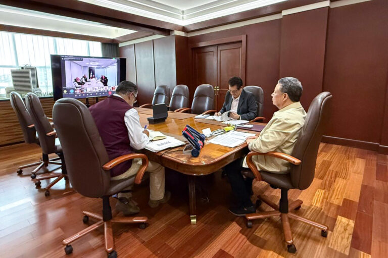 Julio Menchaca participa en sesión del Consejo Nacional de Protección Civil