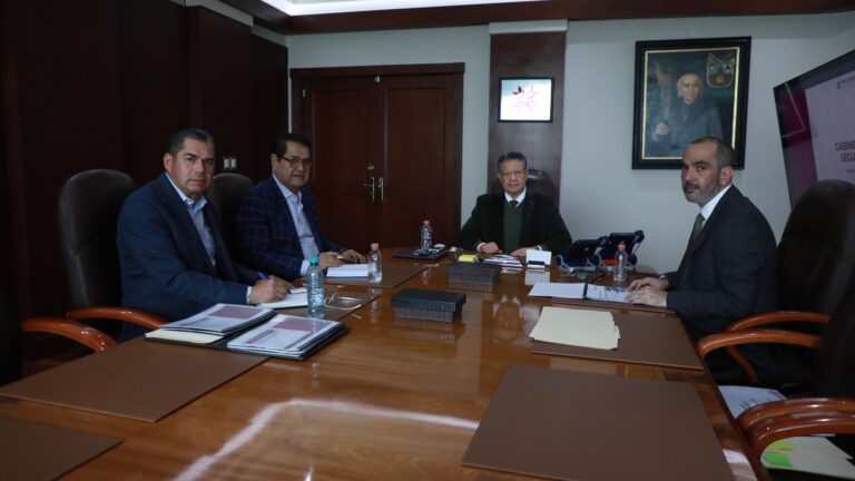 Operativo de seguridad en Tula con detención de personas y vehículos recuperados