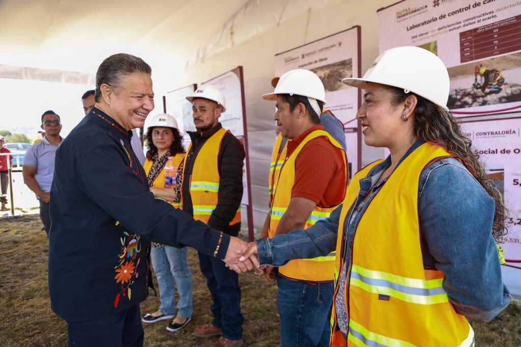 JULIO MENCHACA TRANSFORMA METEPEC Y AGUA BLANCA CON MÁS DE 104 MDP