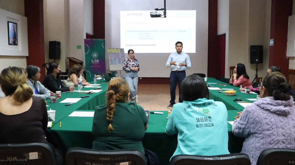 CERTIFICARÁN A TRABAJADORAS DEL HOGAR EN EL CUIDADO DE PERSONAS ADULTAS MAYORES EN HIDALGO