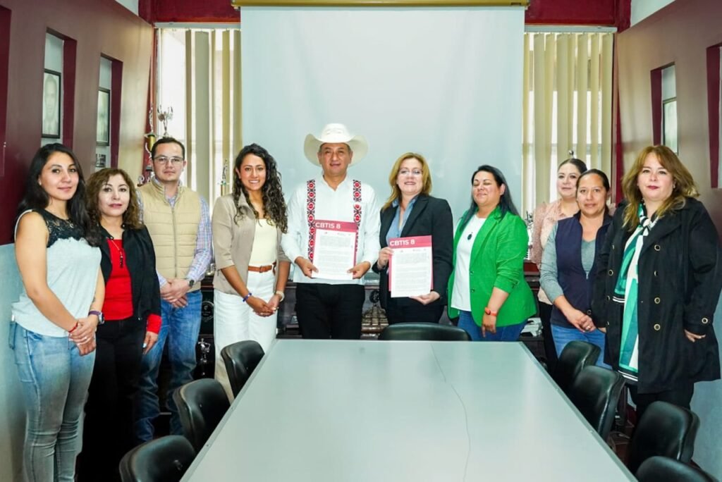 CEDSPI Y CBTIS NO. 8 FORMALIZAN ALIANZA INSTITUCIONAL