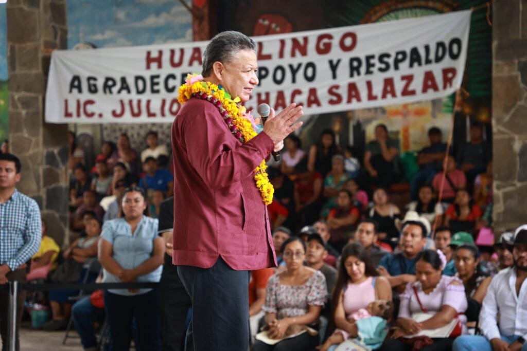 Programas sociales son un respaldo al pueblo hidalguense: Julio Menchaca 