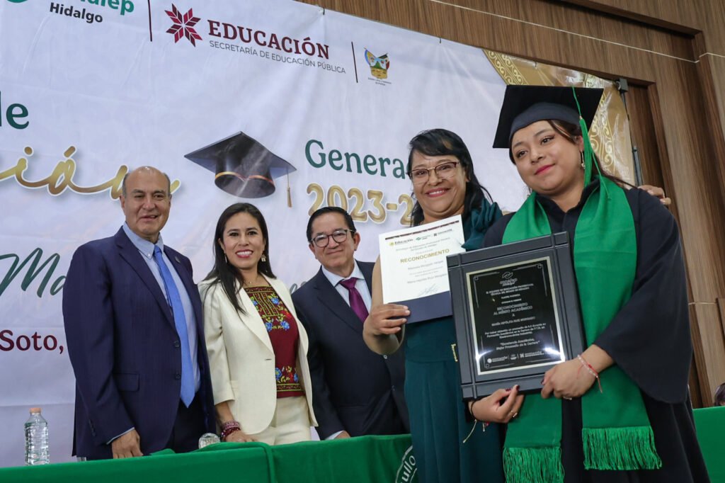 892 técnicos egresados: Conalep Hidalgo gradúa a su generación 2023-2026 en seis planteles del estado