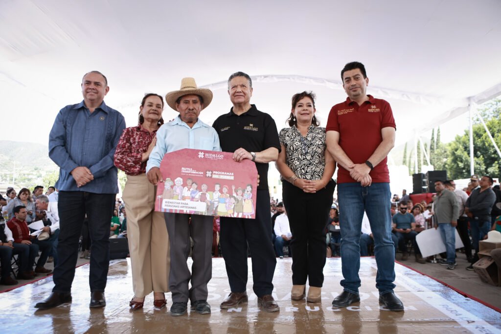 Menchaca Salazar favorece desarrollo de Metztitlán con más de 212 millones de pesos para infraestructura   