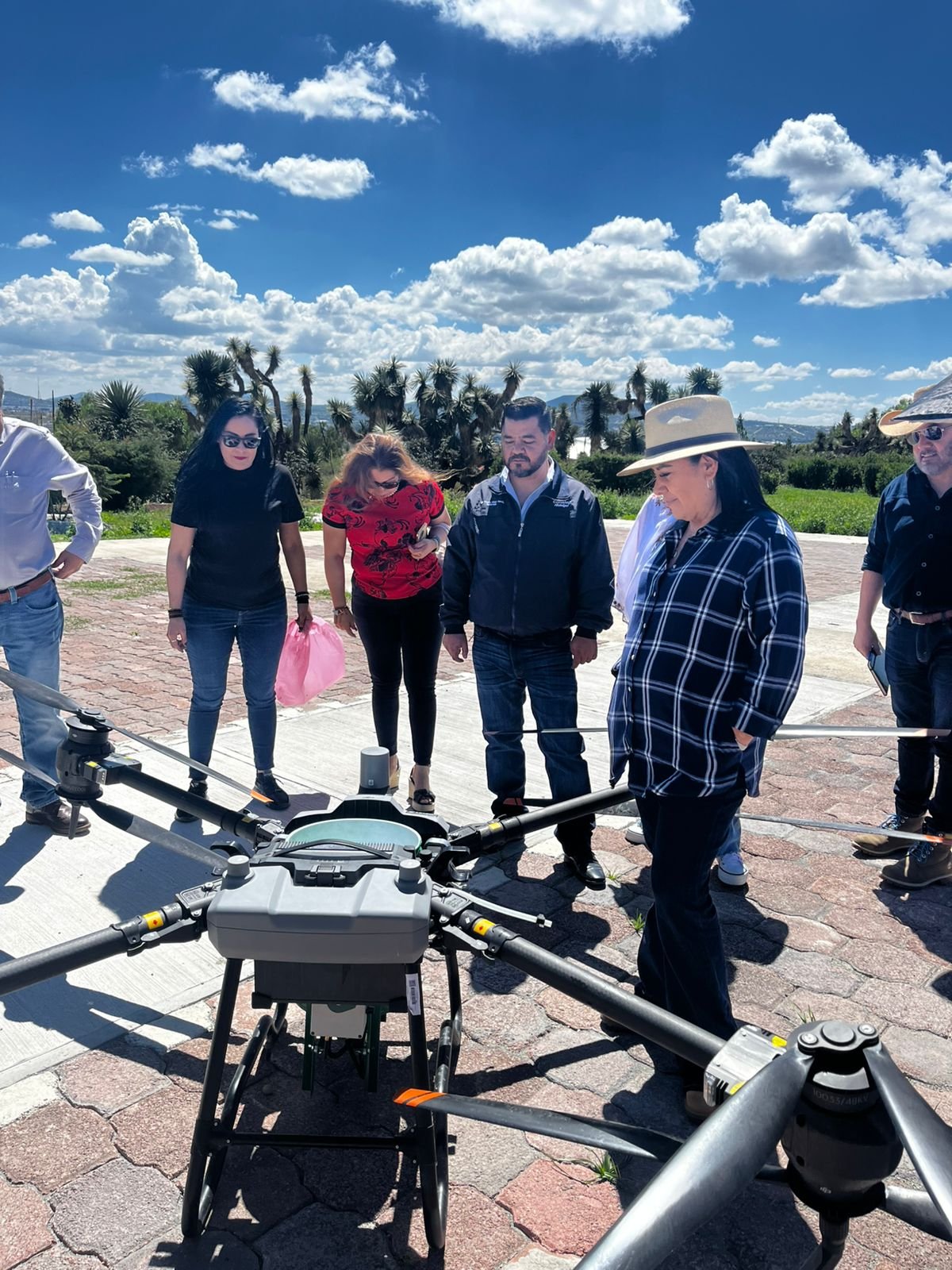 CONALEP HIDALGO Y SEMARNATH PRESENTAN EL PROYECTO AGROFLY ANTE LASECRETARÍA DE AGRICULTURA Y DESARROLLO RURAL DEL GOBIERNO DE MÉXICO