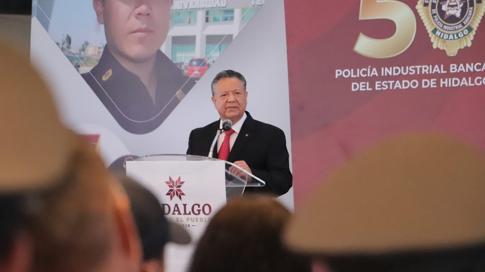 Julio Menchaca conmemora 50 años de la Policía Industrial Bancaria  