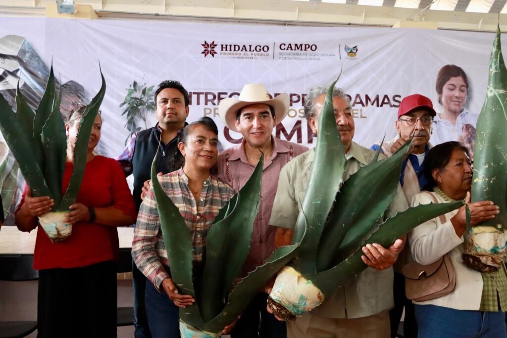 Saderh destina 5.3 millones de pesos en apoyos al campo para más de 600 familias
