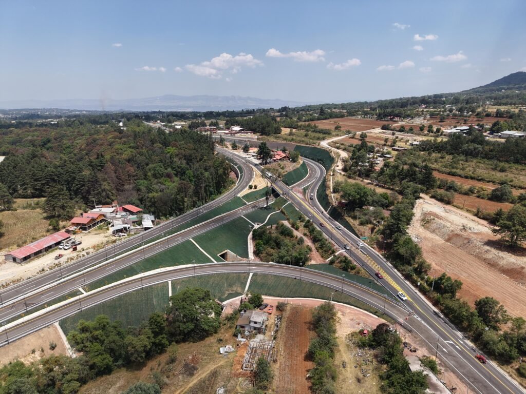 Gobierno de México invertirá 2 mil 277 millones de pesos en tramo de la carretera Pachuca-Huejutla que beneficiará a siete municipios de la Huasteca