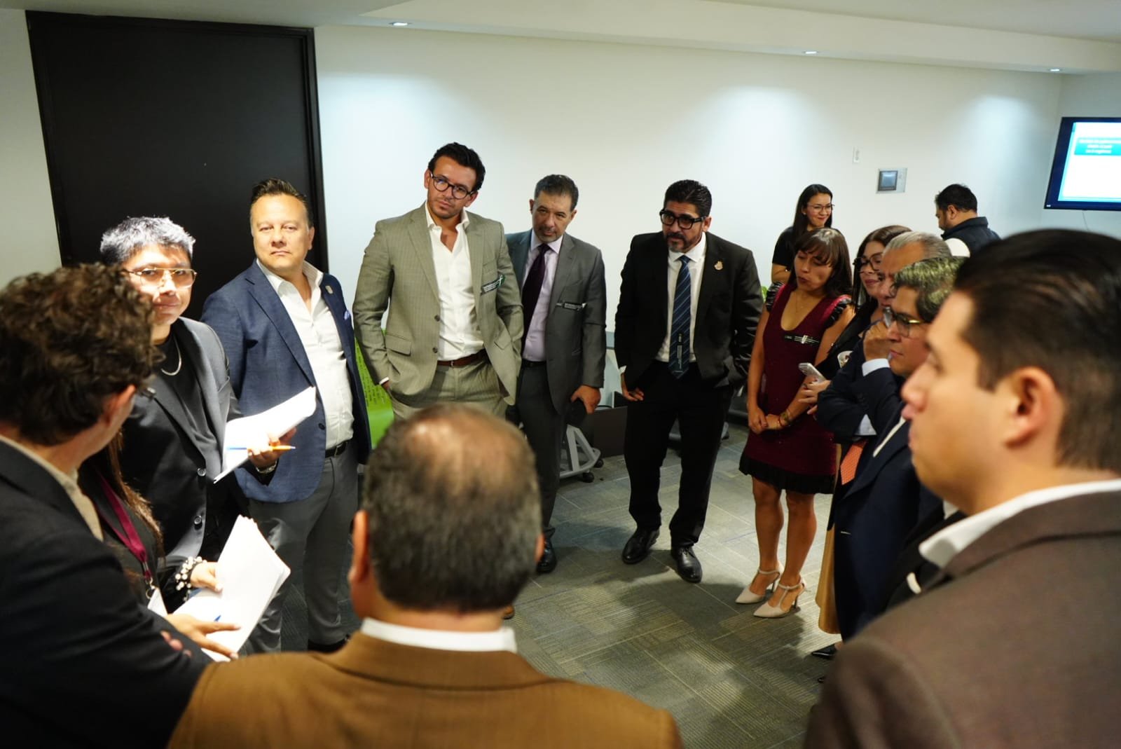 Gobierno de Hidalgo se adhiere al pacto nacional para eliminar trámites burocráticos