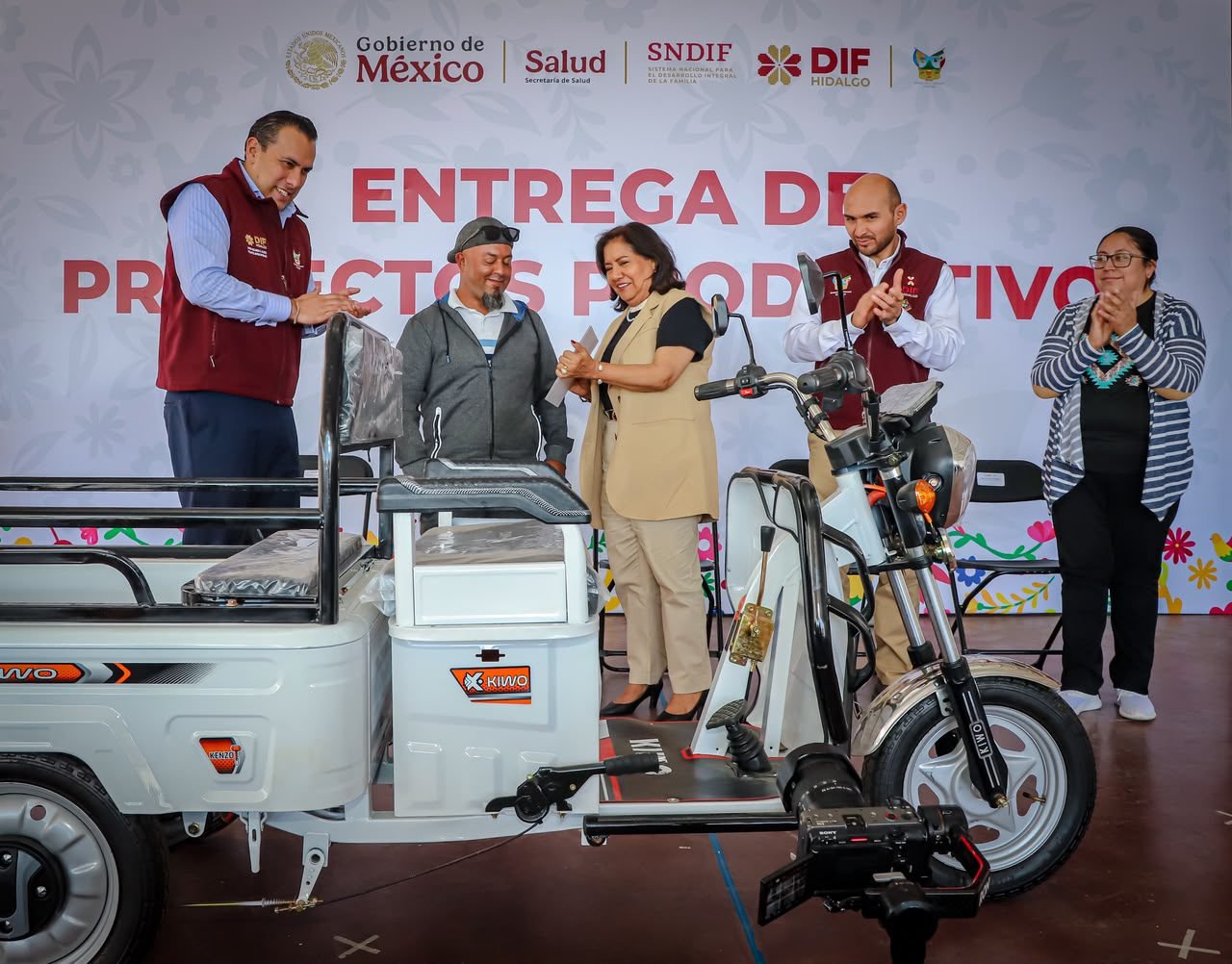 DIF Hidalgo entrega 31 proyectos productivos para fortalecer la autonomía económica de personas con discapacidad