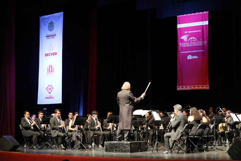 Banda Sinfónica de Hidalgo celebra 125 años con concierto en Veracruz
